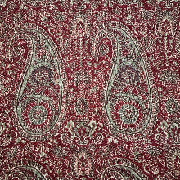 Pottery Barn Table Runner - Picture 2 of 3